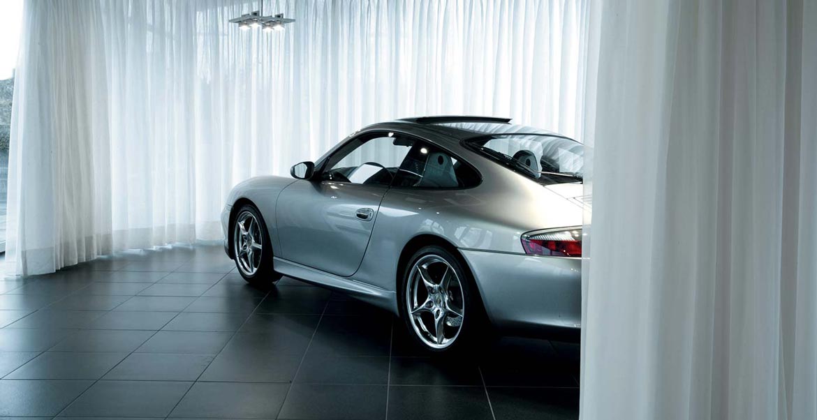 Porsche_Showroom_W1